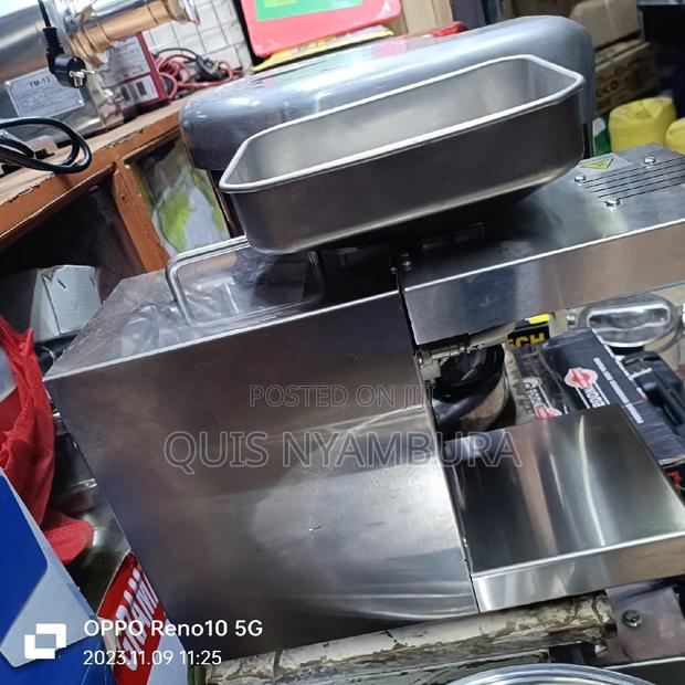 Oil Press Machine/Oil Press Machine - thumbnail 2