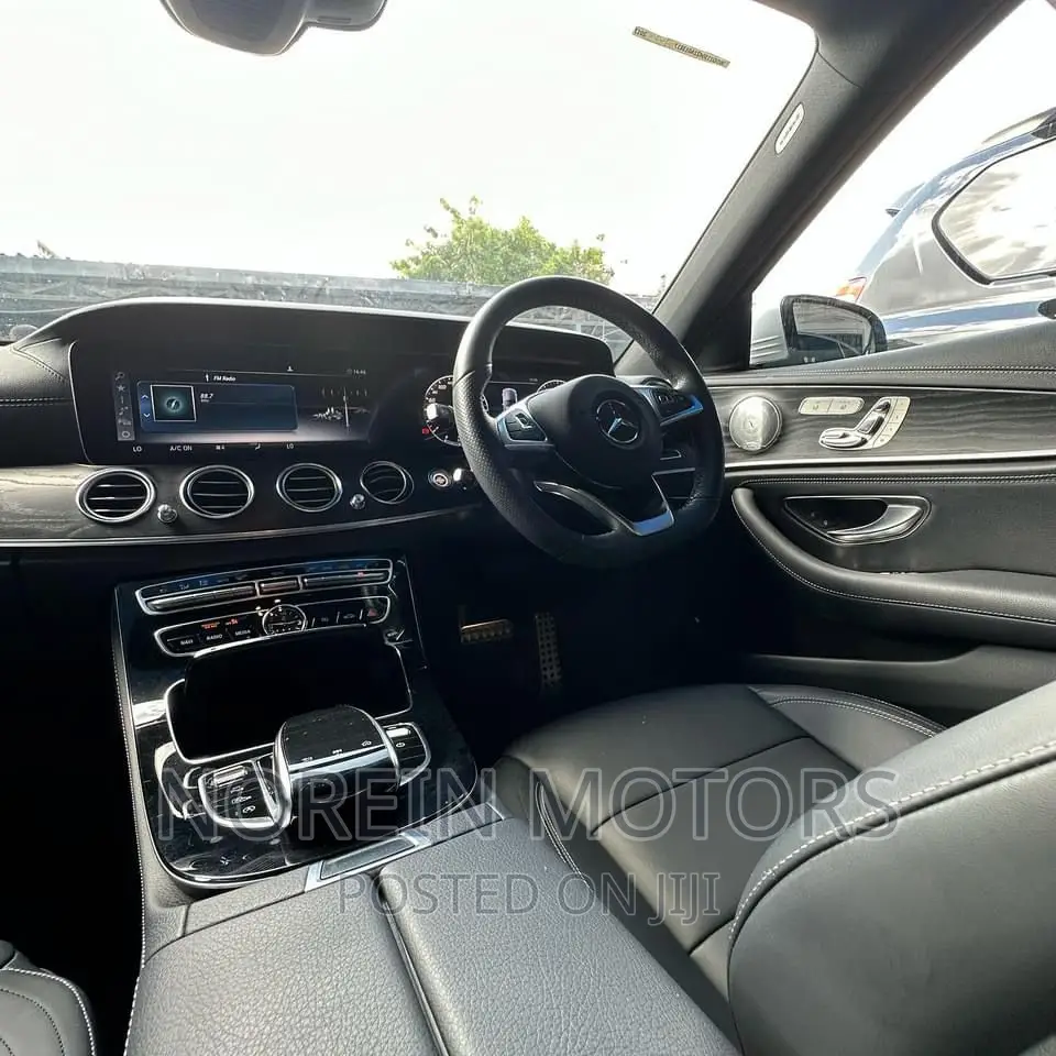 Mercedes-Benz E200 2017 Silver