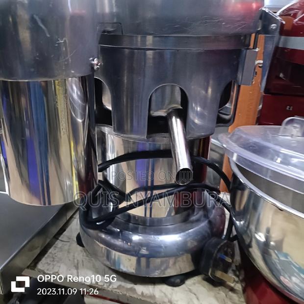 Juicer Machine/Juicer Machine Commercial - thumbnail 2