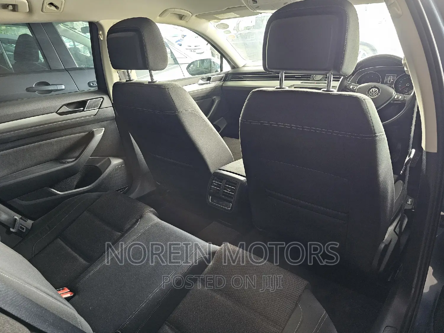 Volkswagen Passat 2016 Blue