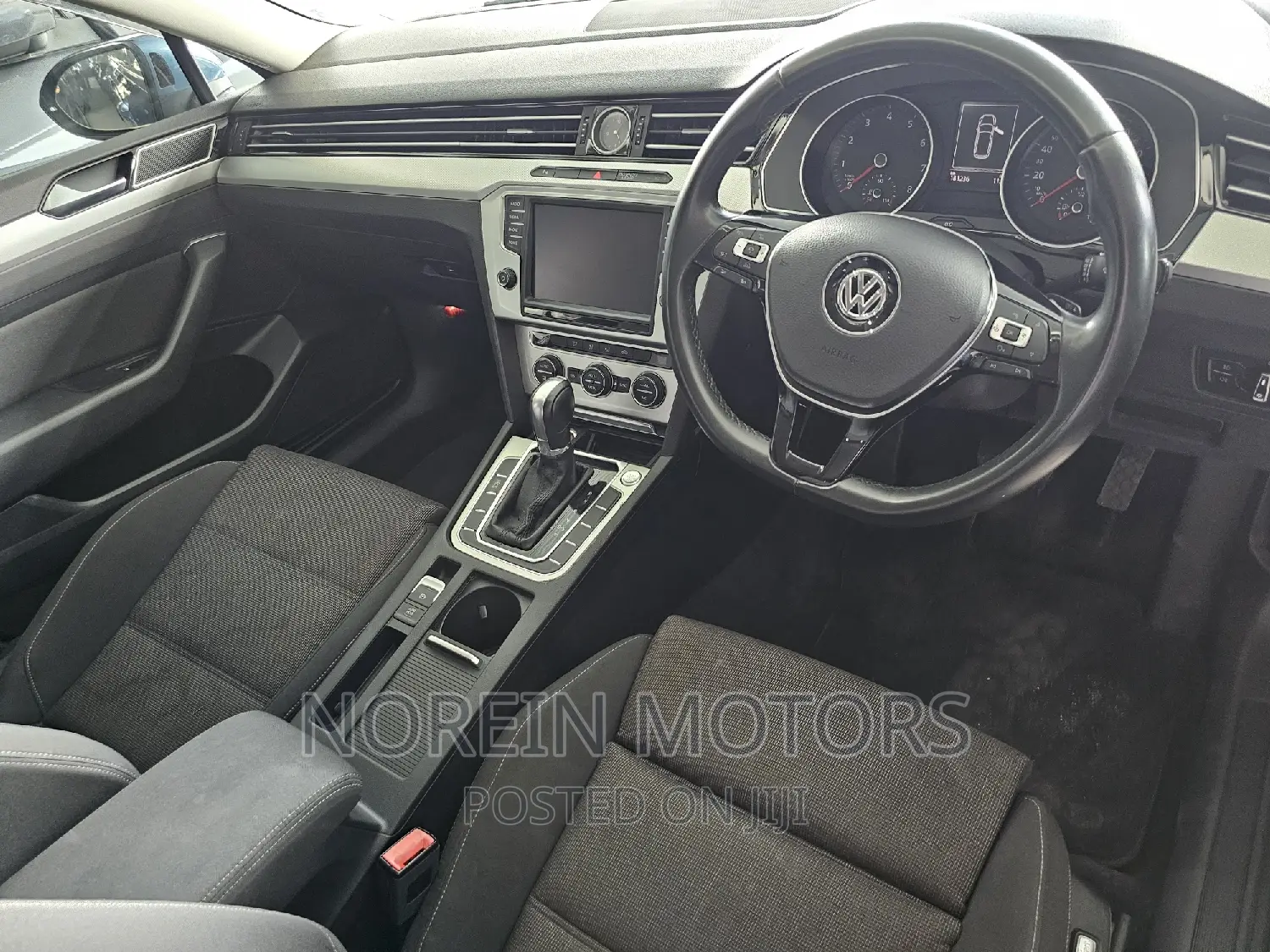 Volkswagen Passat 2016 Blue