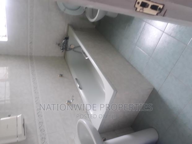 3 Bedroom Maisonette Office to Let - thumbnail 5