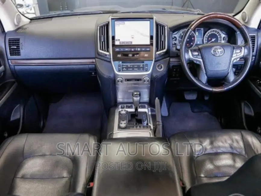 Toyota Land Cruiser 2016 Black