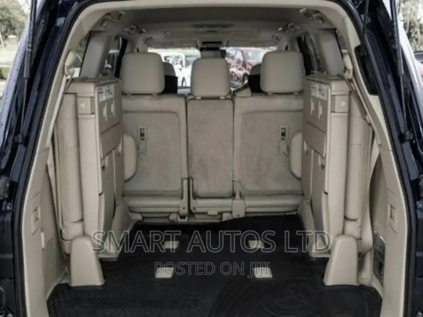 Toyota Land Cruiser 2016 Blue