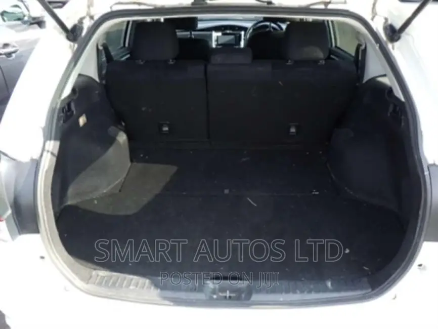 Toyota Corolla Fielder 2016 Silver