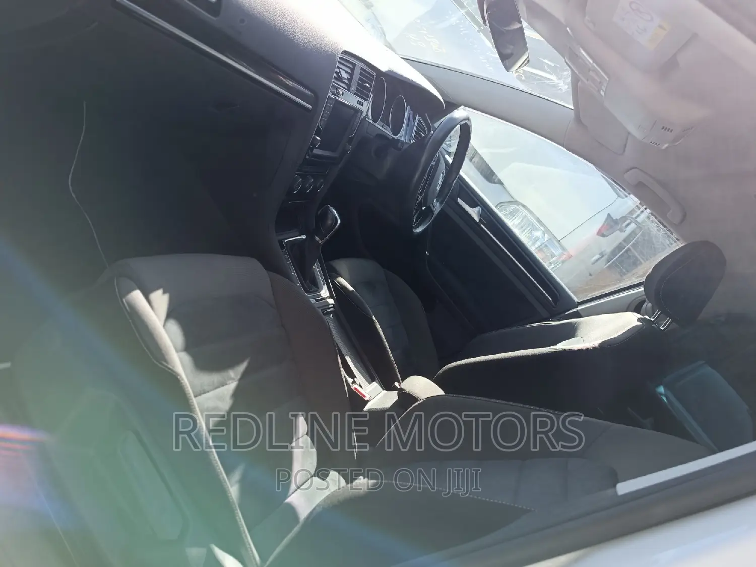 Volkswagen Golf TSI SE 4-Door FWD 2016 White