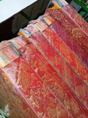Amka Ukiwa Fresh! 8inch,6 * 6. HD Quilted Mattresses.