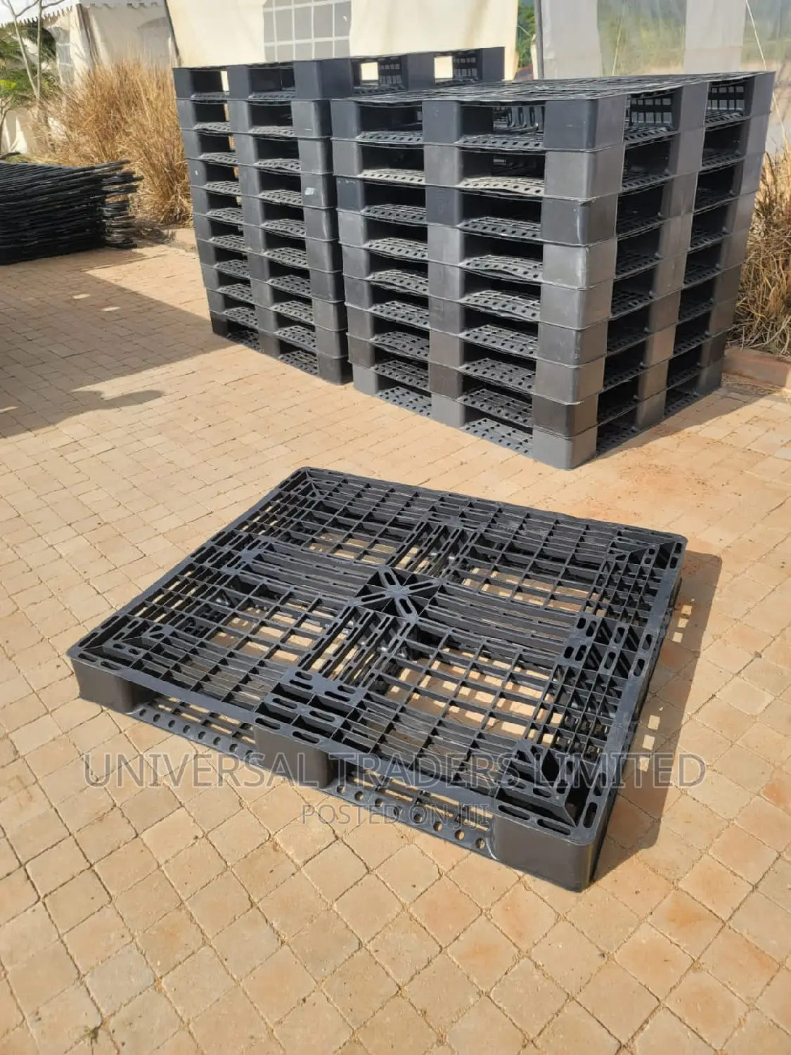 Store Pallets - Plastic Pallets for Storage
