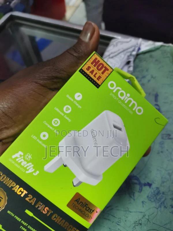 Oraimo Firefly 3 Compact 2A Fast Charger - main view