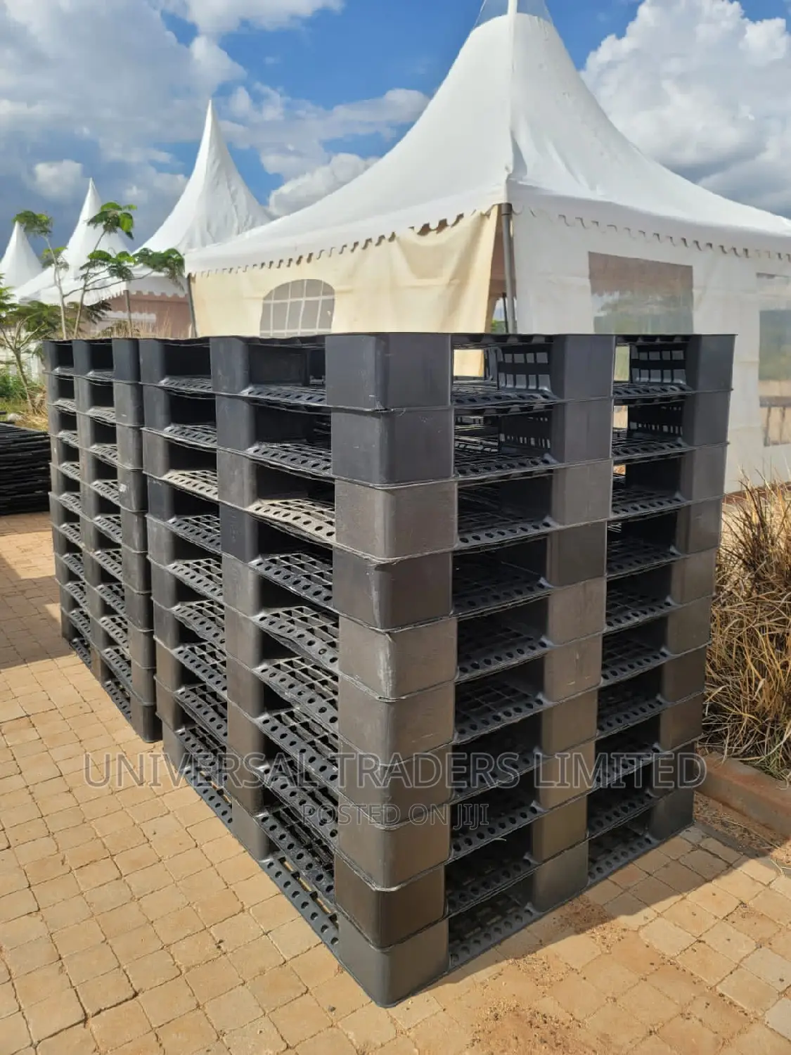 Plastic Pallets - Serrated Plastic Pallets - HD