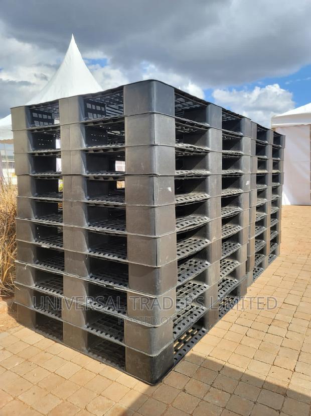 Heavy Duty Plastic Pallets - main view