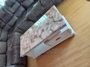 Elegant Coffee Table With Drawers