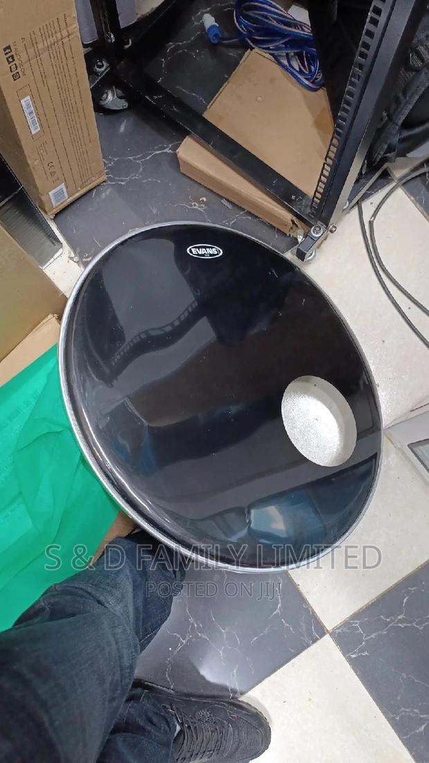 Evans Bass Drumskin 22 Inches - thumbnail 3
