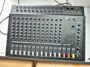 Omax 12channels Powered Mixer 2000w×2
