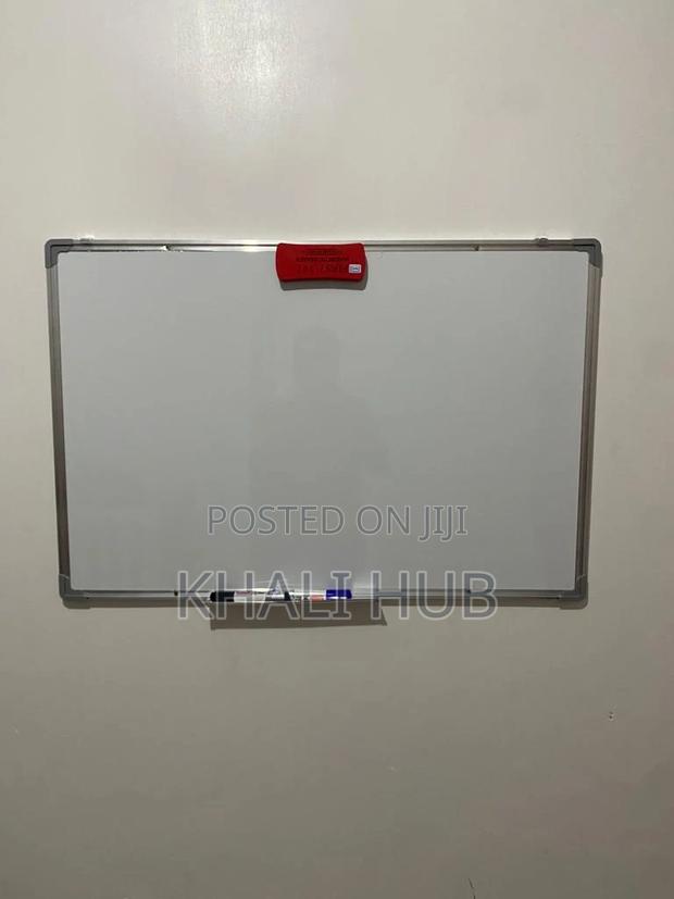 White Board Magnetic Whiteboards White Board 90cmx60cm.