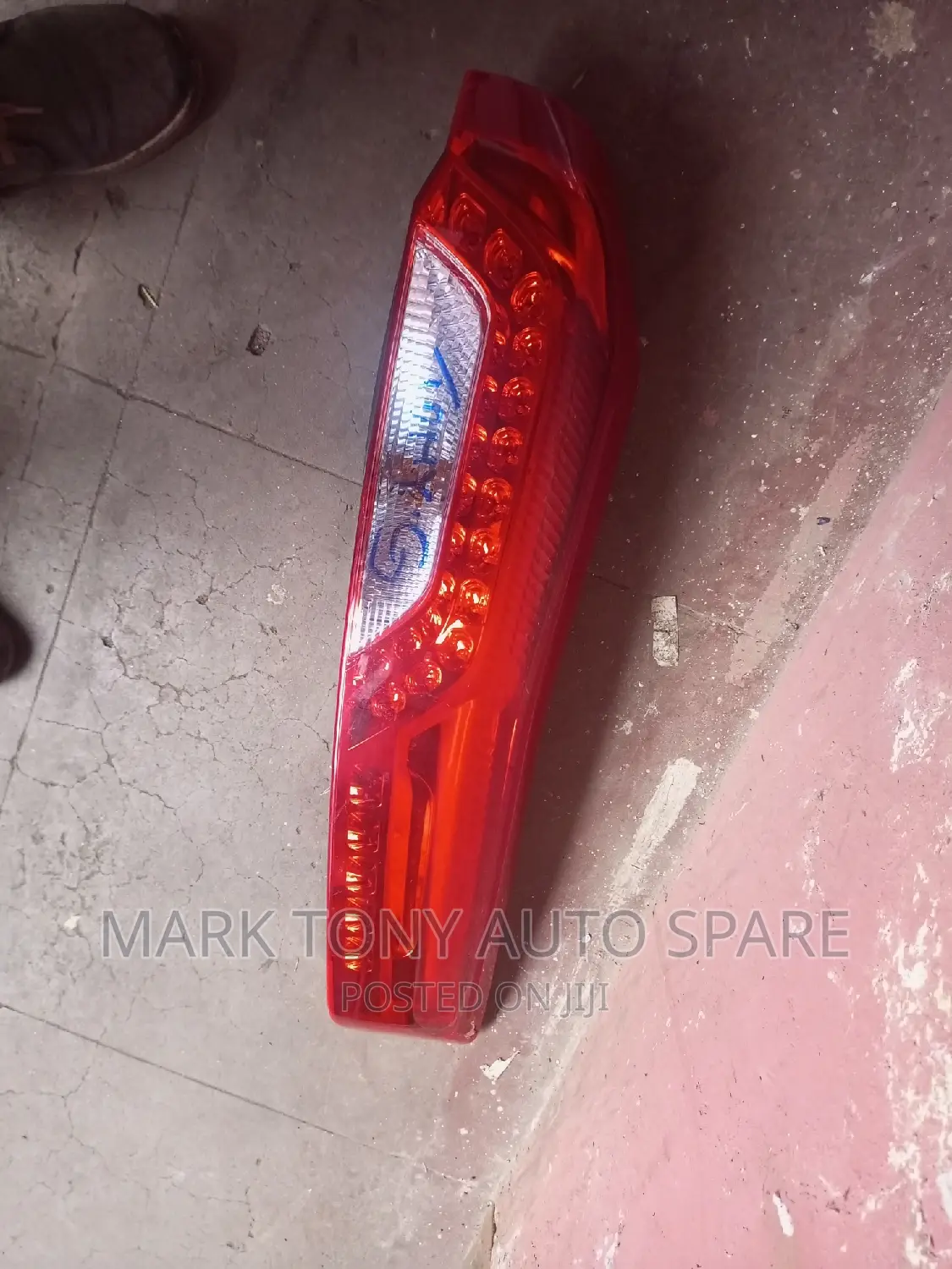 Nissan Extrail 2010 Backlight