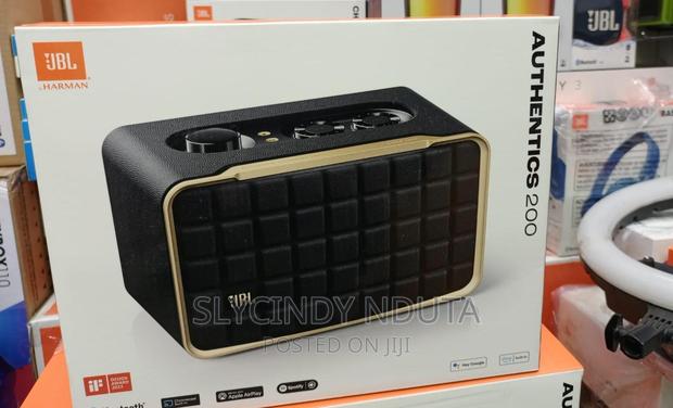 JBL Authentics 200 - main view