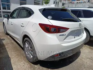 Mazda Axela 2016 White