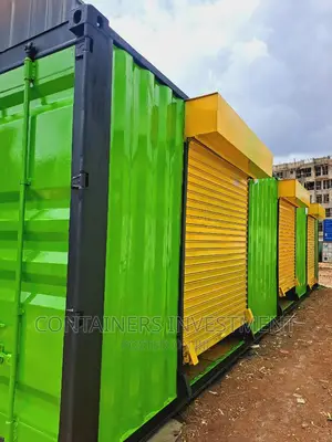 40ft Container With 3 Stalls