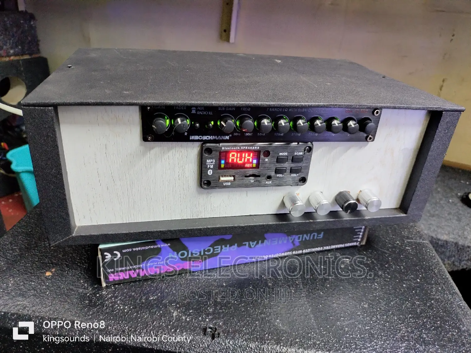 HOMETHEATRE Head