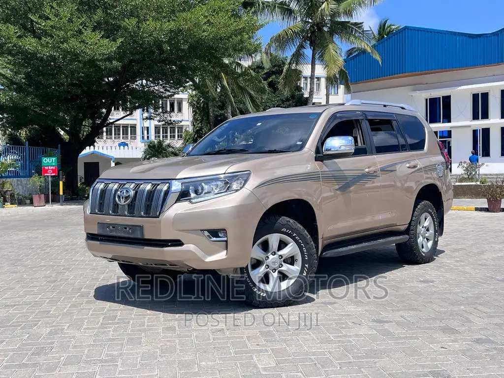 Toyota Land Cruiser Prado 2.8 2017 Brown