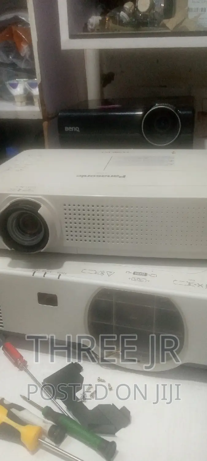 Ex Uk Projectors Available Today