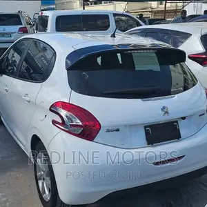 Peugeot 208 2016 White