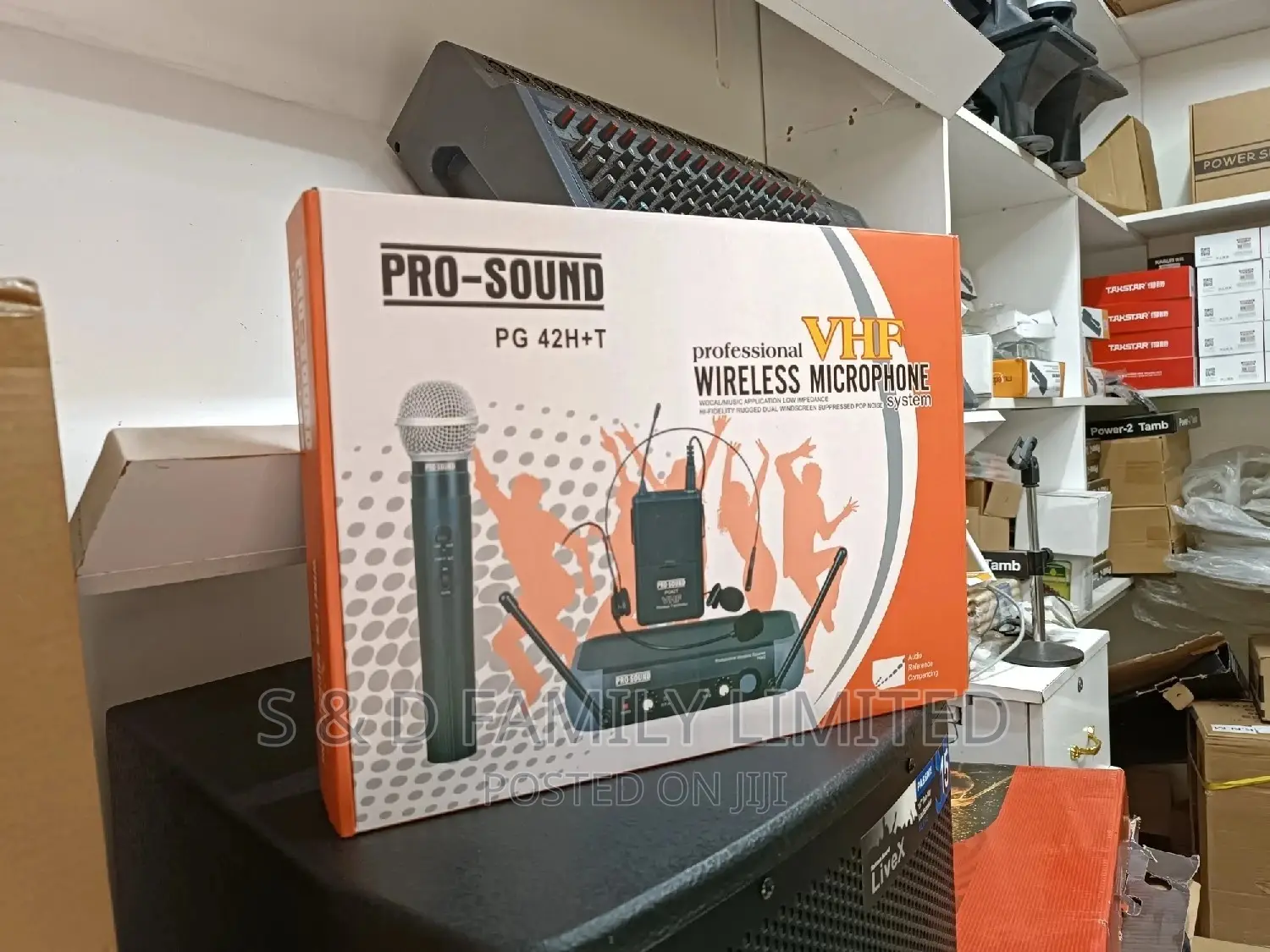 Prosound PG 42H+T VHF Wireless Microphone Plus Lapel