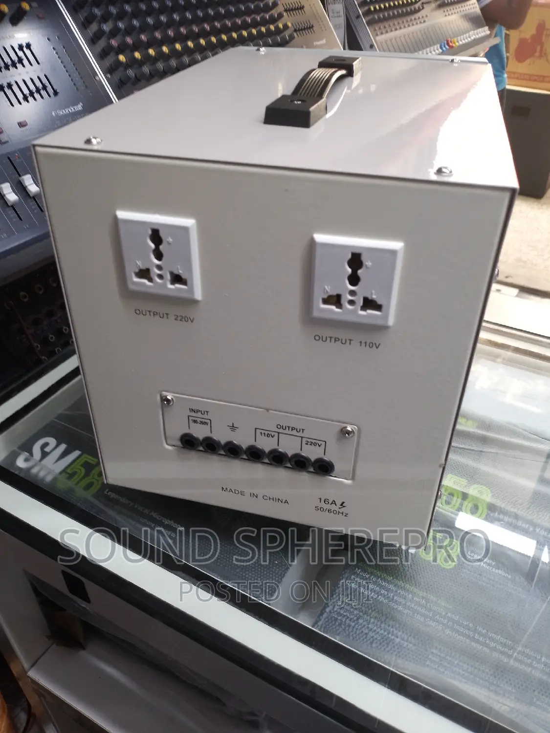 Powermate PM-3000VA Regulator