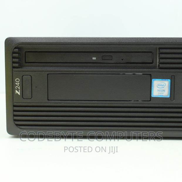 Desktop Computer HP Z240 8GB Intel Xeon HDD 2T