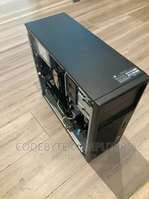 Desktop Computer HP Z240 8GB Intel Xeon HDD 2T