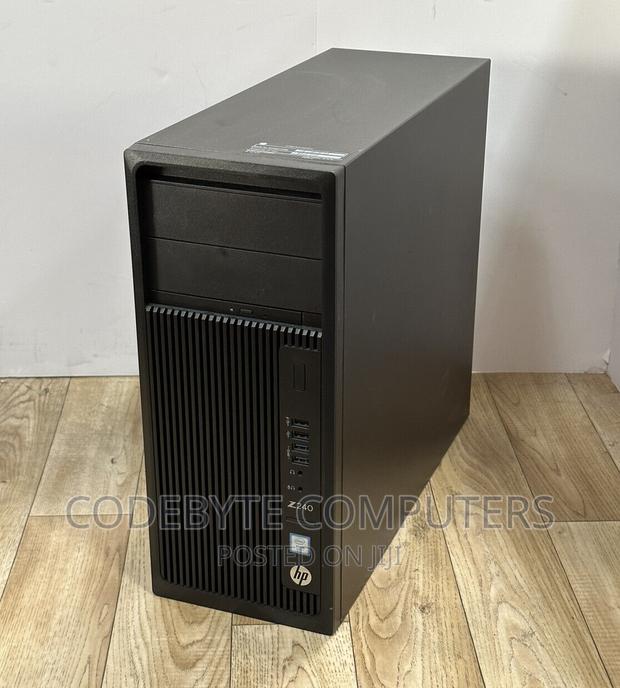 Desktop Computer HP Z240 8GB Intel Xeon HDD 2T - main view