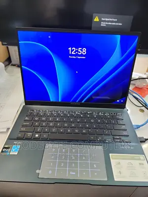 New Laptop Asus ZenBook UX301LA 16GB Intel Core I7 SSD 512GB