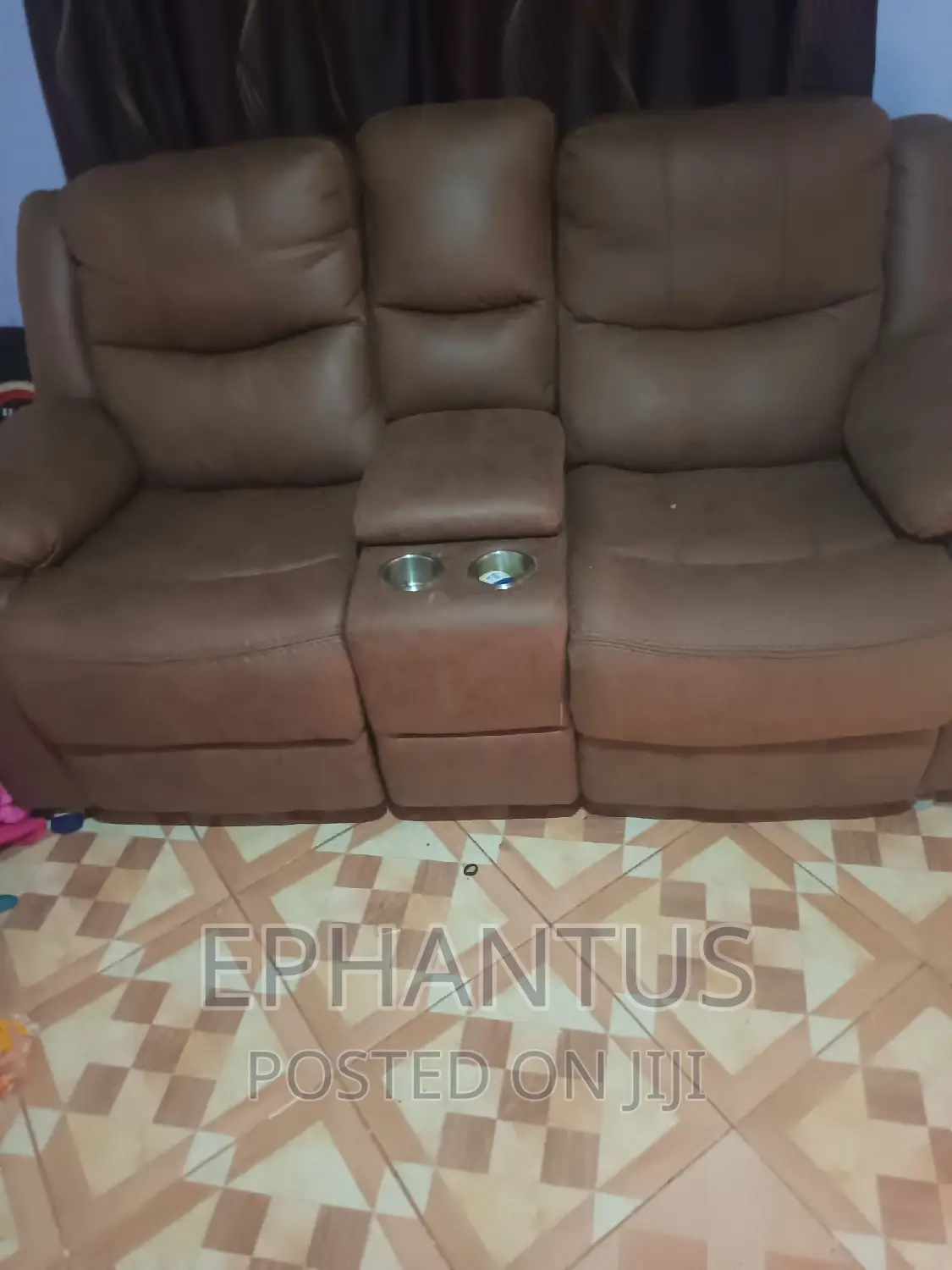 2 Seater Reliner Seat With Cup Holders