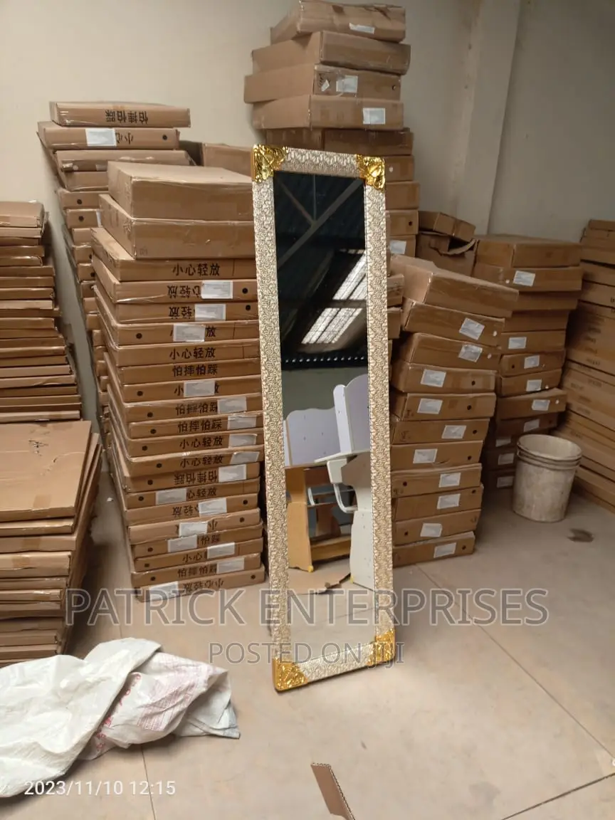 Important Morden Dressing Mirrors
