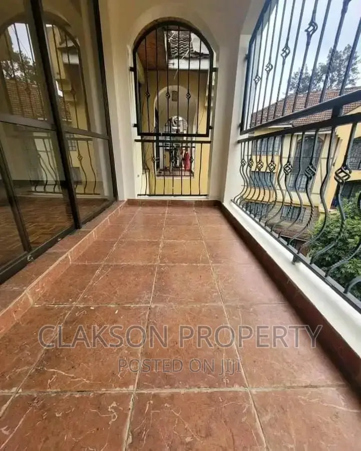 2bdrm Apartment in Ngongroad, Kilimani for rent