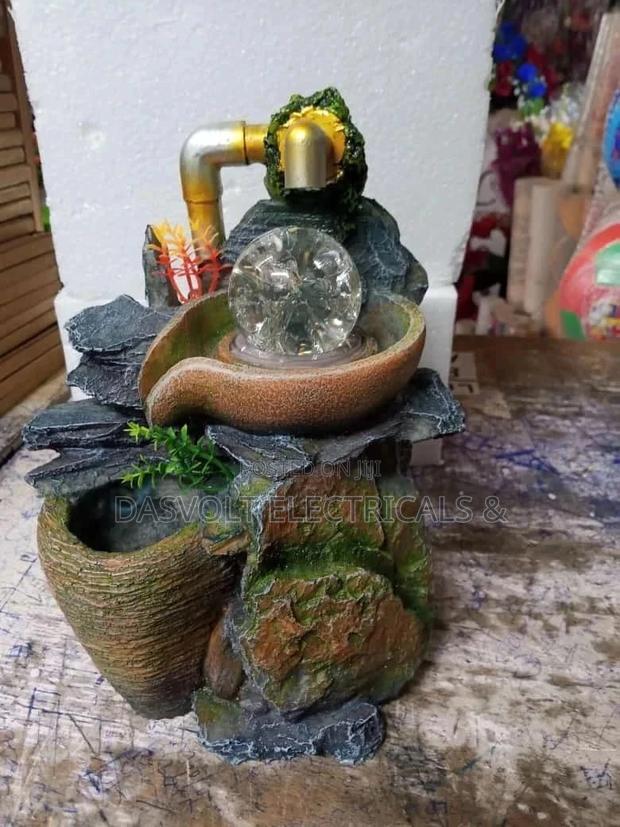 Fountain Indoor/Water Fountain - main view