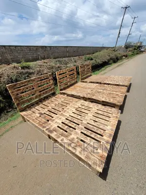Pallet Bed- 4*6 Detachable and Blazed Pallet Bed. (#PC01,)