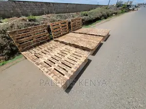 Pallet Bed- 4*6 Detachable and Blazed Pallet Bed. (#PC04)