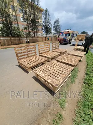 Pallet Bed- 4*6 Detachable and Blazed Pallet Bed. (#PC09,4)