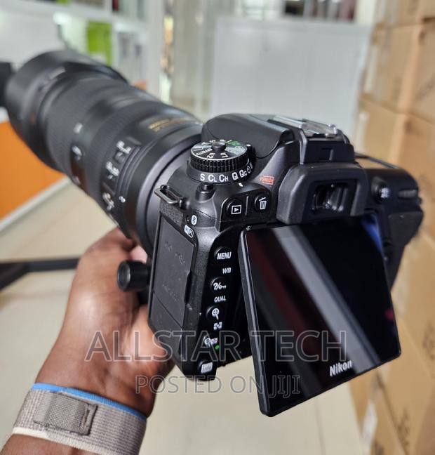 Nikon D7500 DSLR Camera (Body Only) - thumbnail 4