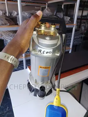 Submersible Water Pump (17m)