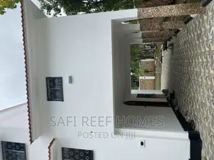 4bdrm Maisonette in Nyali for sale