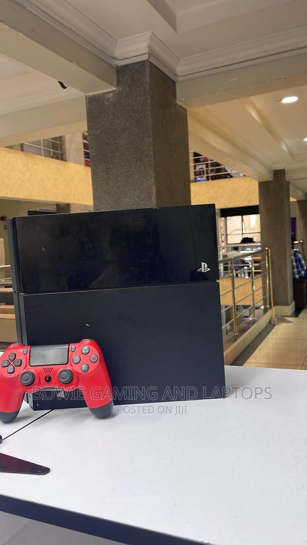 Ps4 Standard Ex Uk - main view