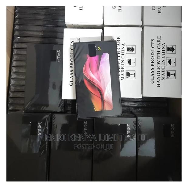 iPhone X Screens Available on Sale