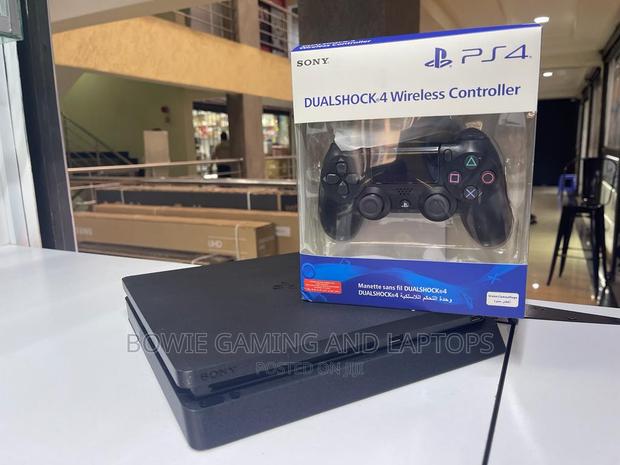 Ps4 Slim Preowned - main view