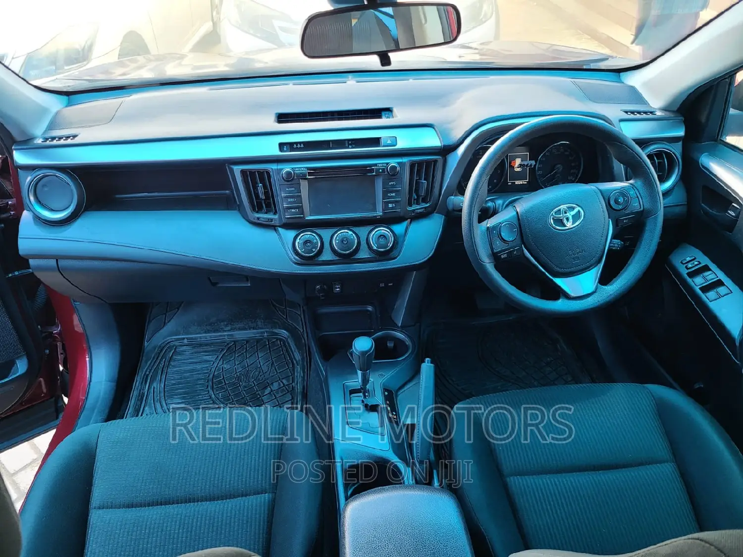 Toyota RAV4 2018 Red