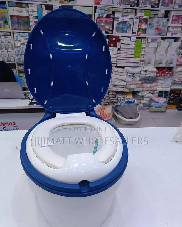 Potty//Comfortable Potty Training for Kids Available - main view