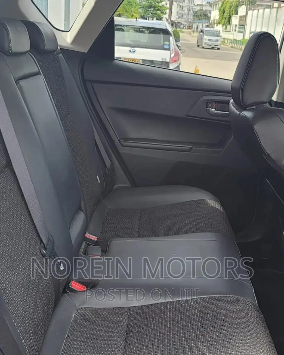 Toyota Auris 2016 White