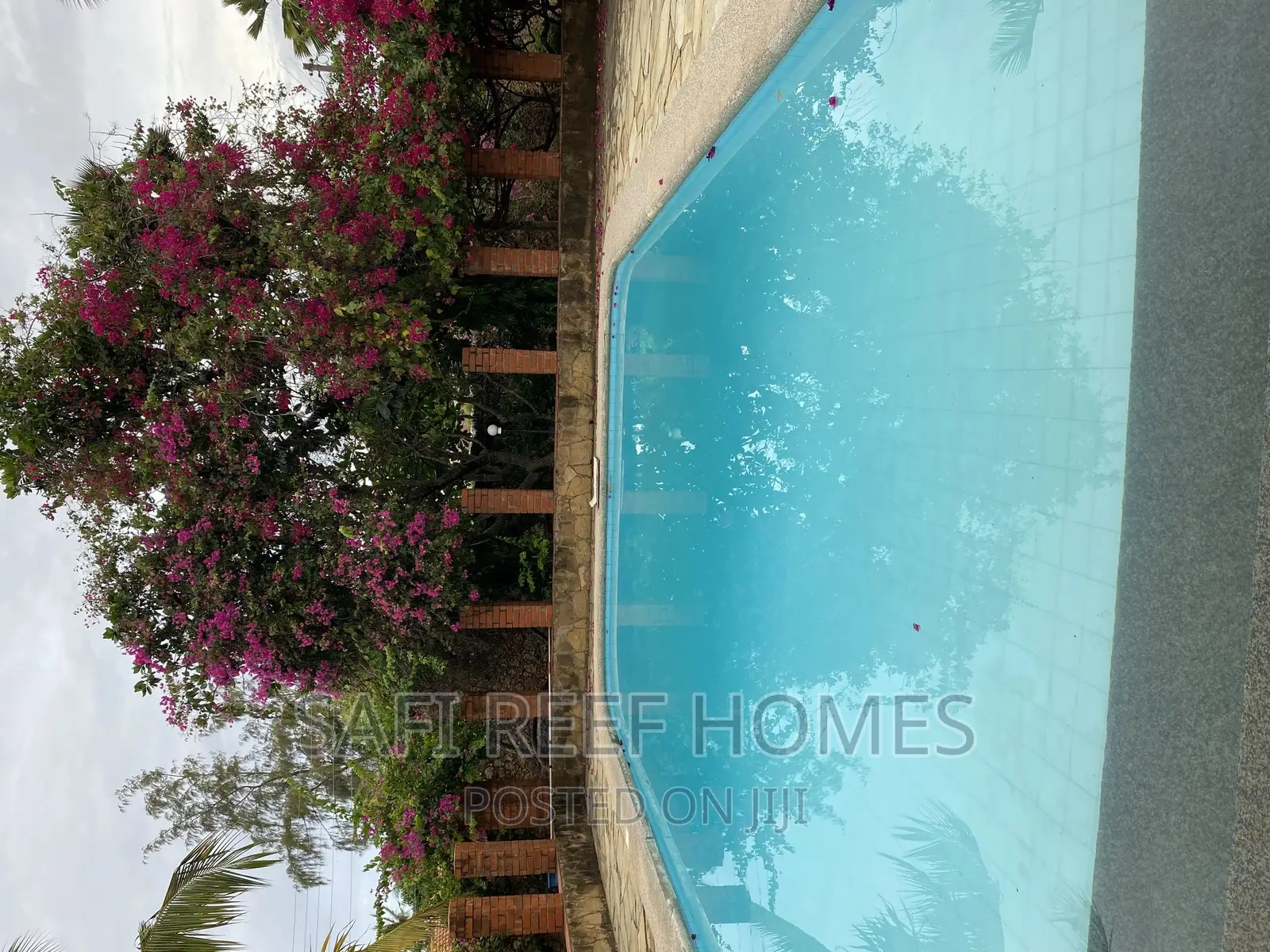 5bdrm Maisonette in Nyali for rent